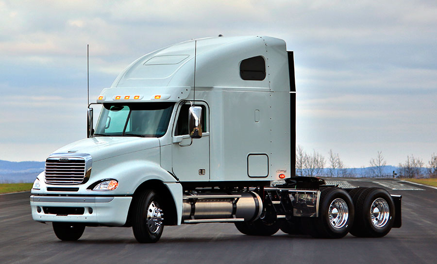 freightliner-columbia-raised-roof