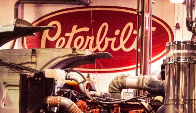 top-10-locations-to-buy-peterbilt-parts-10