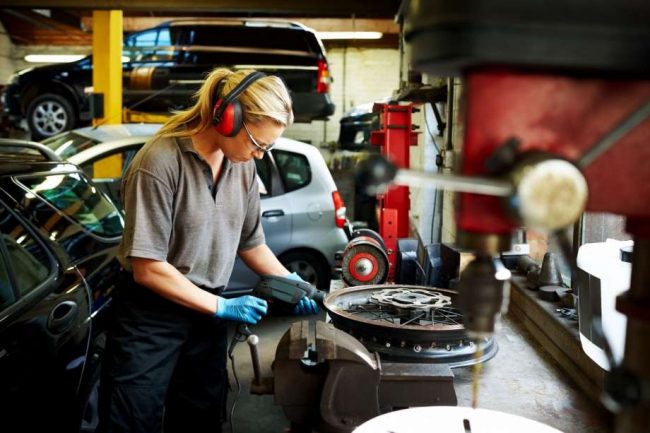 Automotive Repair Shops: The Best Ways to Attract Businesses to One